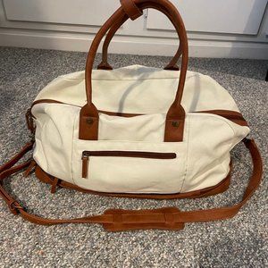Bolosta, one size weekender/overnight bag, canvas and leather, beige and tan.